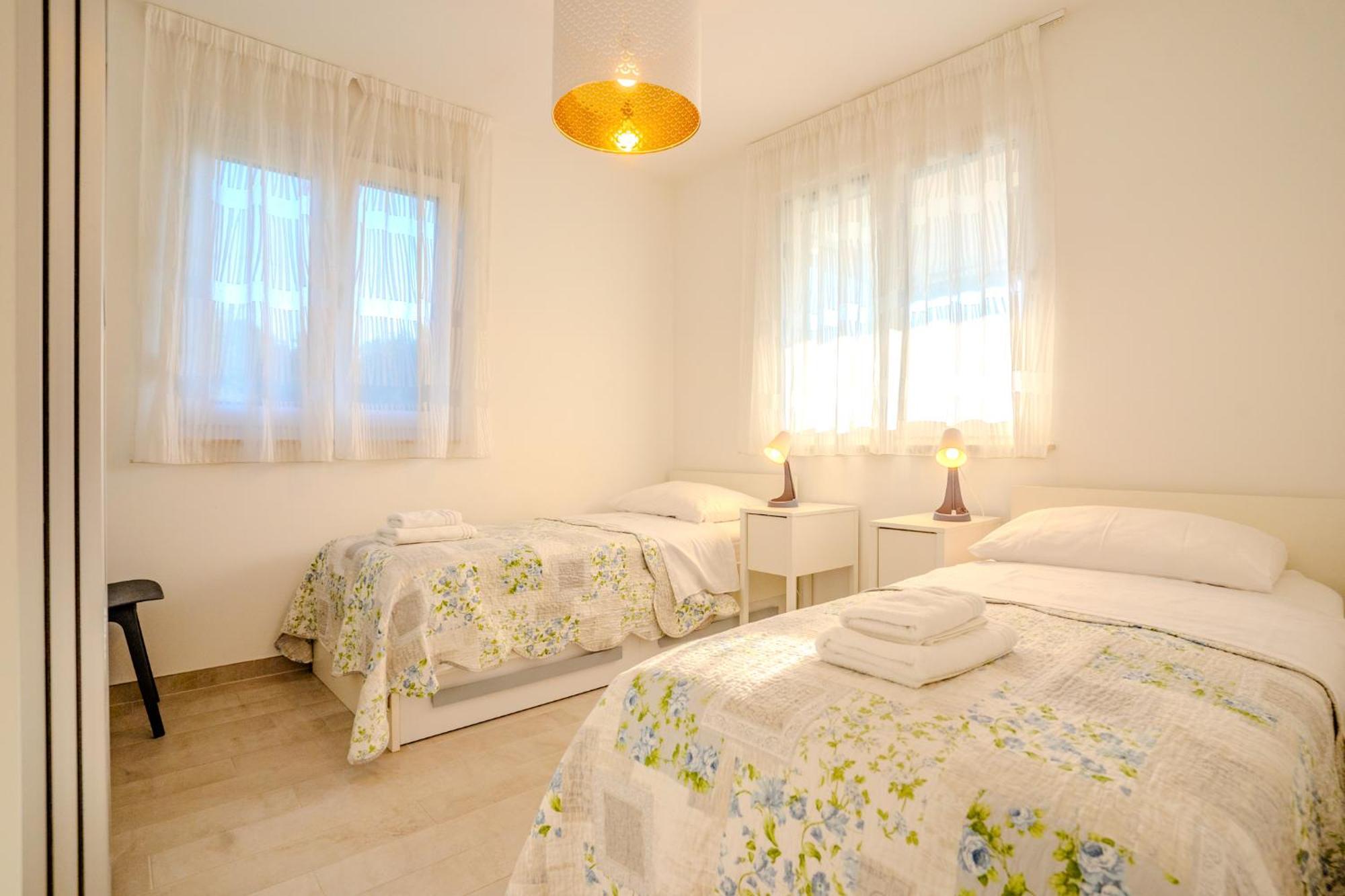 Apartman Polje Njivice Eksteriør billede